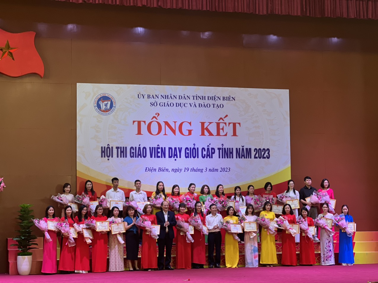 TRƯỜNG THCS HIM LAM ĐẠT THÀNH TÍCH XUẤT SẮC TRONG KỲ THI GIÁO VIÊN GIỎI CẤP TỈNH NĂM 2023