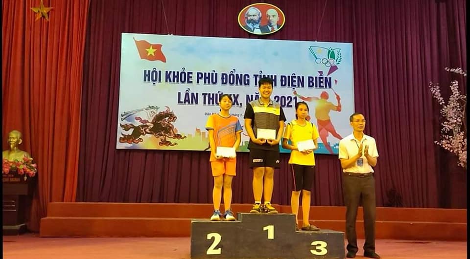 NHAT CAU LONG NU 12 13