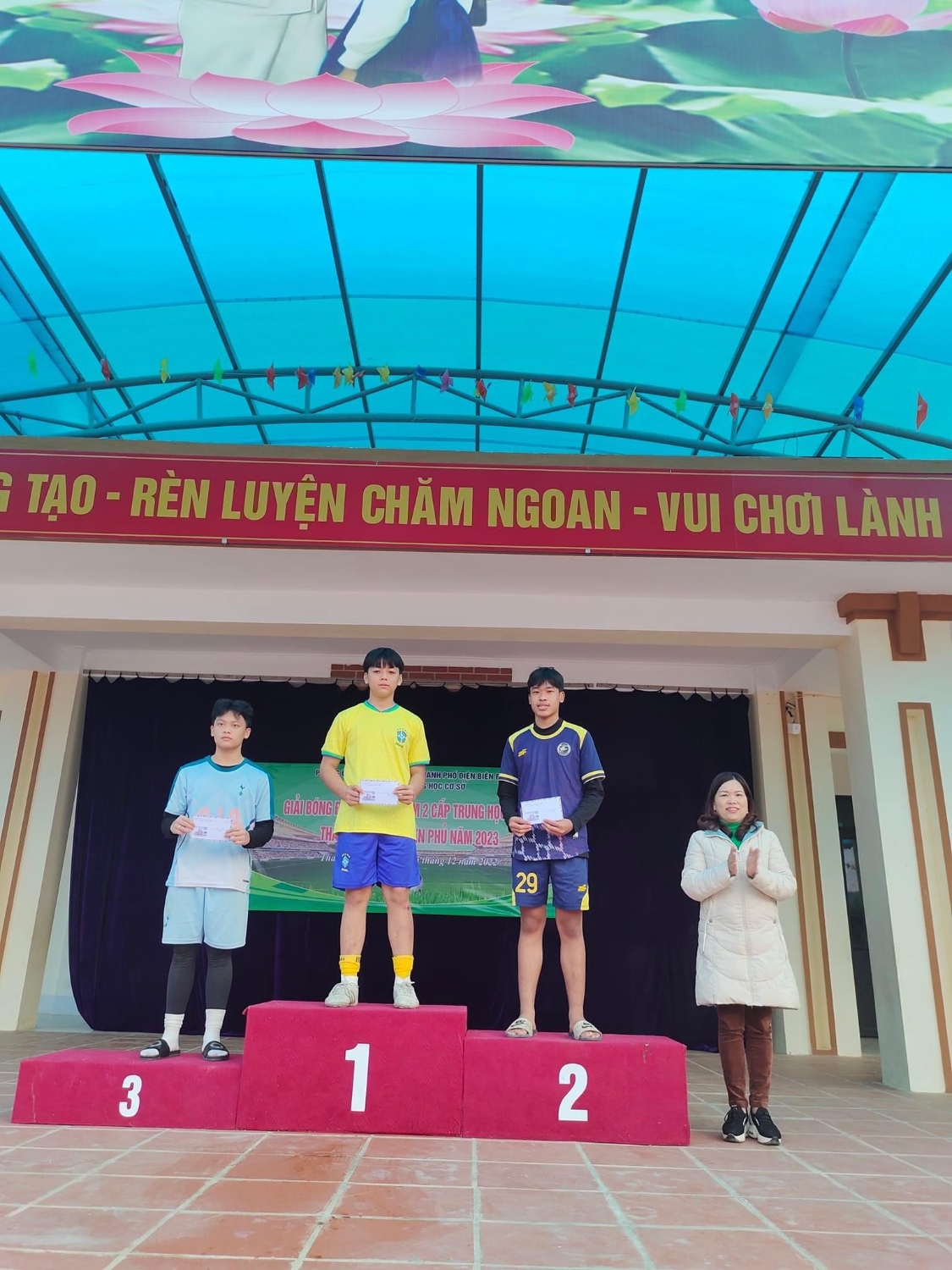 z3994227994588 2a2b2939cc68269594f6358baf03f70e